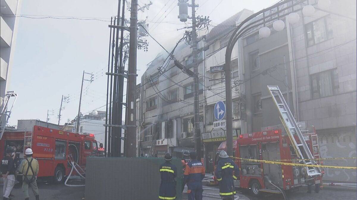 未明に空きビルで火事 ｢1階から火が見える｣など通報相次ぐ もともとは店舗と住居スペースがある雑居ビル 岐阜･大垣市