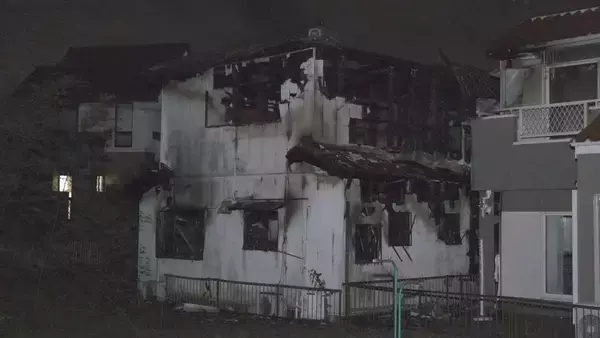 住宅が全焼し焼け跡から1人の遺体　4人家族の長男（19）と連絡取れず　愛知・岡崎市