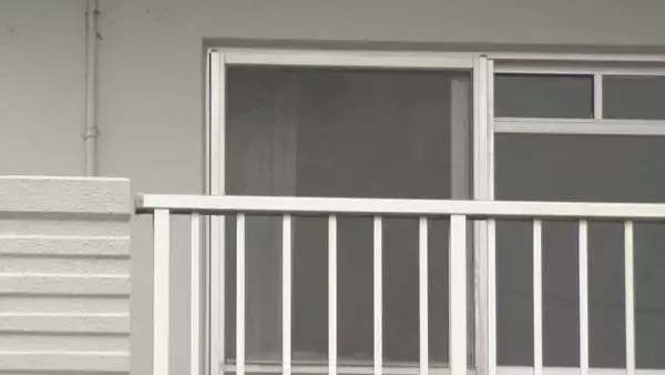 「【速報】小学生とみられる女の子含む3人が死亡 30～40代 50～60代くらいの女性 ｢警報音が鳴っている｣ 室内には練炭が… 岐阜･瑞浪市の集合住宅」の画像