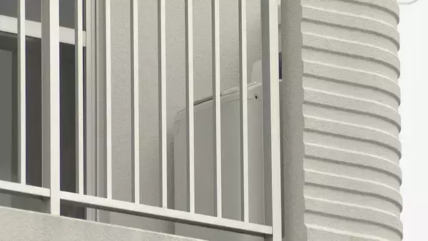 「【速報】小学生とみられる女の子含む3人が死亡 30～40代 50～60代くらいの女性 ｢警報音が鳴っている｣ 室内には練炭が… 岐阜･瑞浪市の集合住宅」の画像