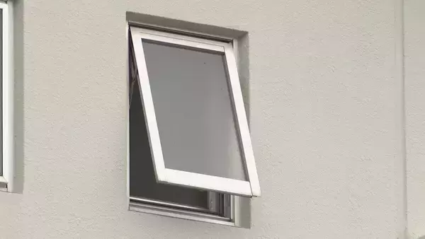 「【速報】小学生とみられる女の子含む3人が死亡 30～40代 50～60代くらいの女性 ｢警報音が鳴っている｣ 室内には練炭が… 岐阜･瑞浪市の集合住宅」の画像