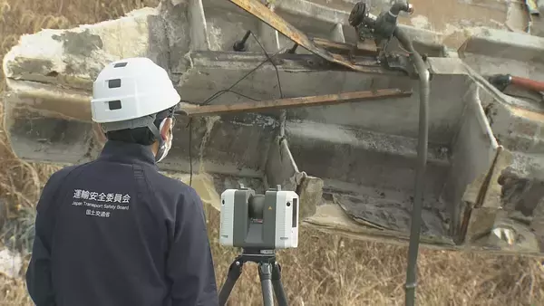 「2つに割れた釣り船 船首を3Dスキャンで撮影 三重・鳥羽市沖の船舶事故で2人死亡 貨物船は時速20キロ前後で衝突か」の画像