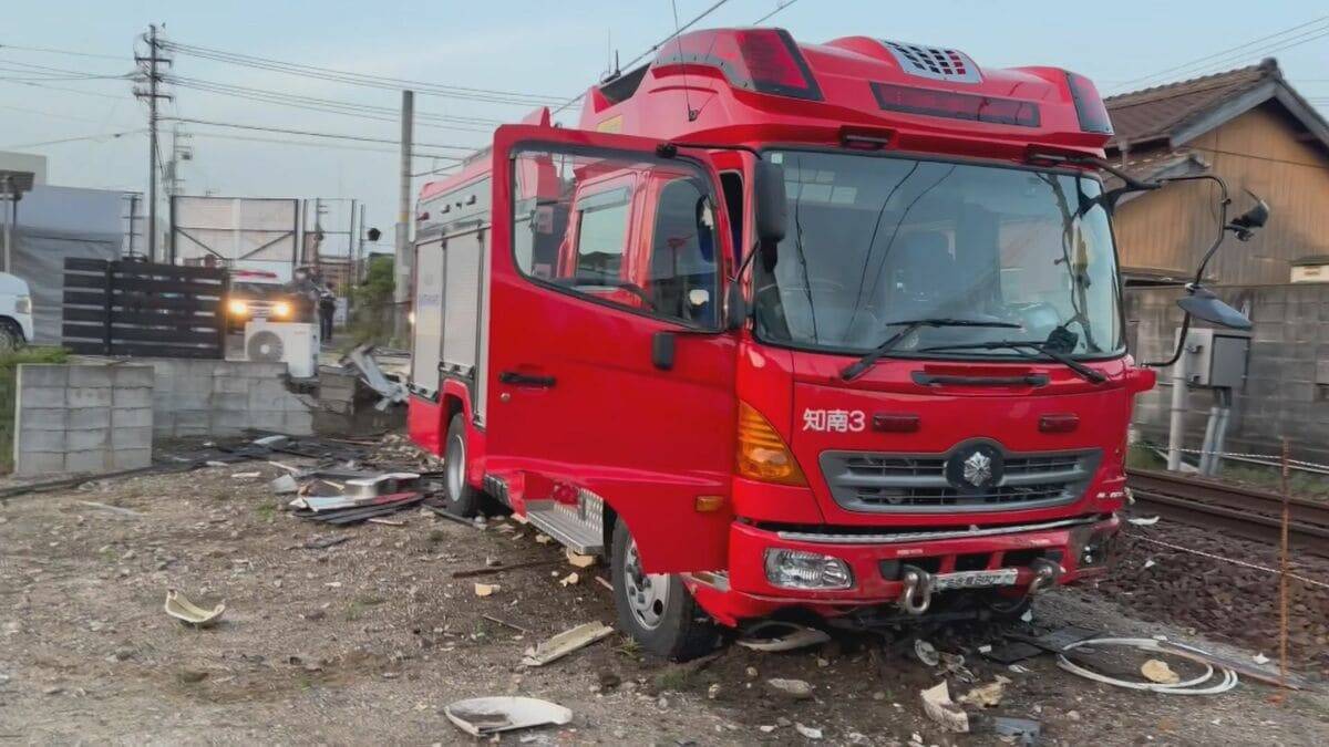 ｢金がなく消防車盗んで帰ろうと｣ 57歳男を逮捕 直前にはトイレの壁が焼ける不審火 約9キロ運転し事故…取り押さえられる