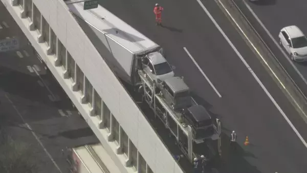 「車4台が絡む事故 50代くらいの男性が意識不明 20代男性がケガ 伊勢湾岸道 豊明IC～名古屋南JCT 下り線で通行止め」の画像