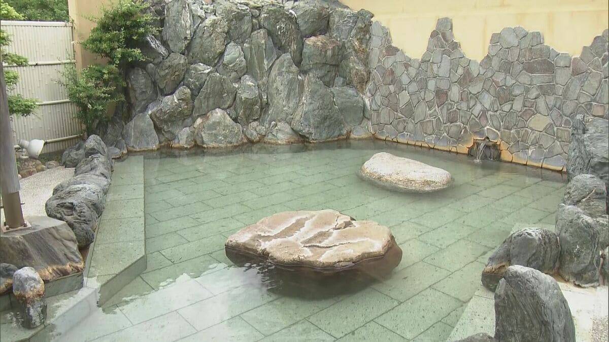 重油不足で休業の入浴施設“通常営業”に 当面の間の重油確保 支障ない範囲でボイラーの温度90→75度に 愛知･新城市の｢鳳来ゆ～ゆ～ありいな｣