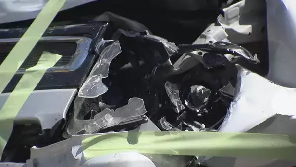 軽乗用車が逆走か 2台の車に次々衝突…2人搬送 直前に自衛隊駐屯地シャトルバスにぶつかる事故も 名古屋・守山区