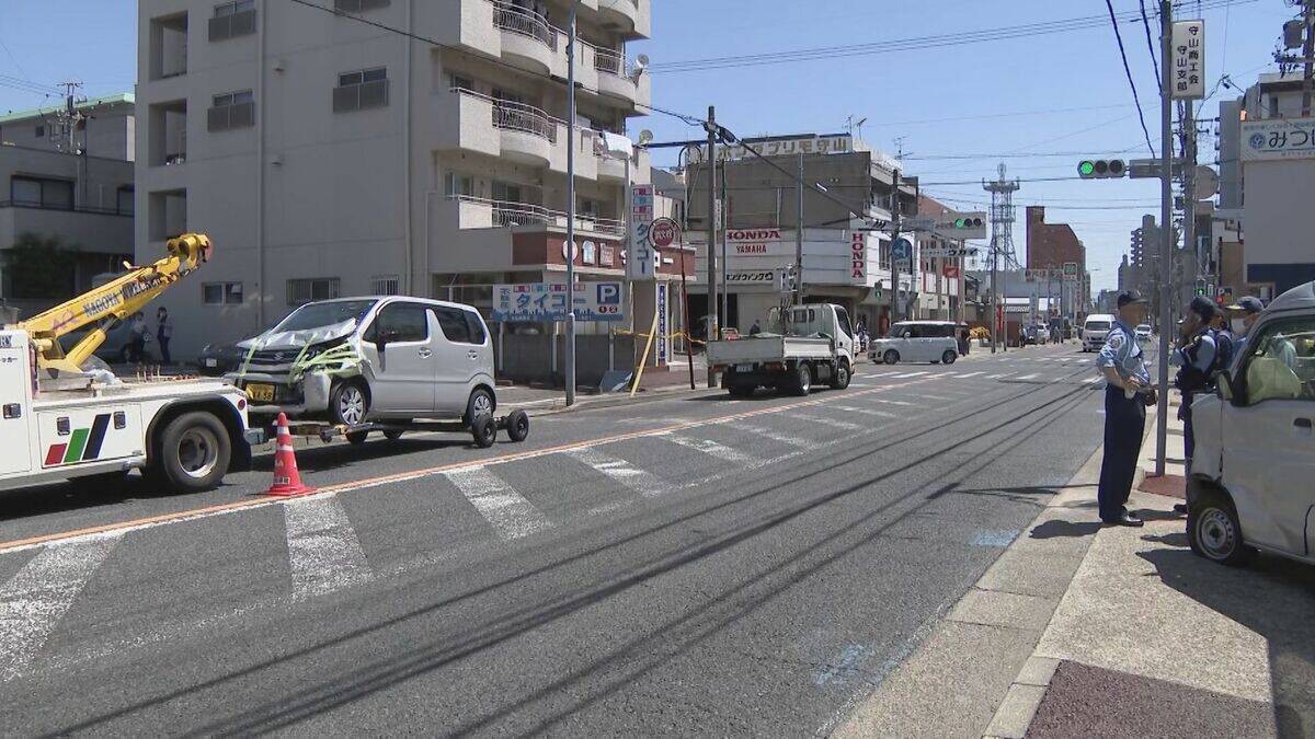 軽乗用車が逆走か 2台の車に次々衝突…2人搬送 直前に自衛隊駐屯地シャトルバスにぶつかる事故も 名古屋・守山区