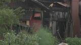 「｢家が燃えています｣ 住宅火災で1人暮らしの男性と連絡取れず 隣接する住宅2軒の一部も焼ける 岐阜･各務原市」の画像1