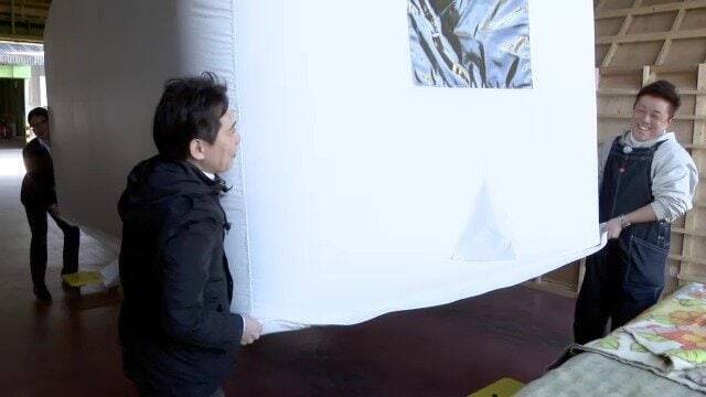 数時間で建つ“簡易住宅” インスタントハウスがさらに進化 ｢ホームベーカリーみたいに箱の中で膨らませる｣ 軽い･安い･部品が少ない