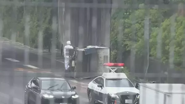 「【速報】トラックが高速結ぶ道路から落下 “ガードレールを突き破って国道に落ちた” 50代男性を病院に搬送 名古屋･緑区」の画像