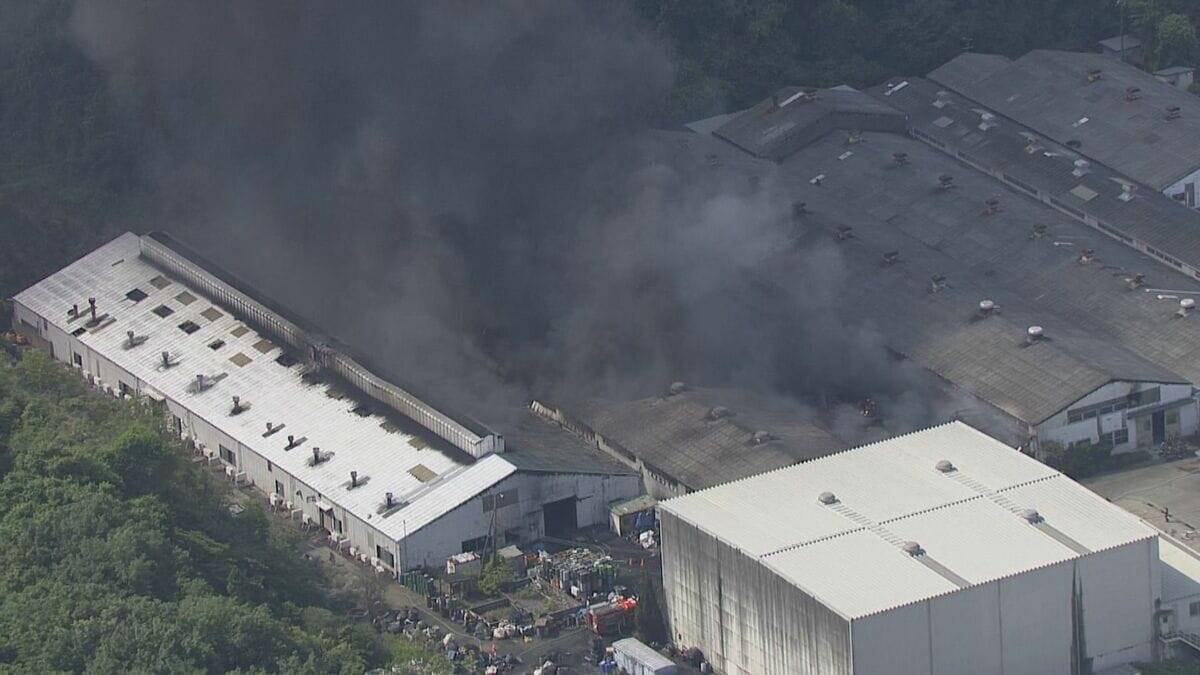 リチウムイオン電池の加工など行うリサイクル工場で火事 通報から約7時間後にほぼ消し止められる けが人の情報なし 岐阜・御嵩町