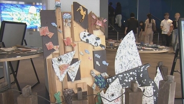 鳥羽水族館でアート展示　7月17日まで　海洋プラスチックや廃材で作ったラッコやクラゲなど２０点以上