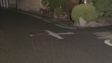 信号のない交差点で原付バイクとトラックが出合い頭に衝突　原付バイクの70代くらいの男性が意識不明の重体　愛知・日進市