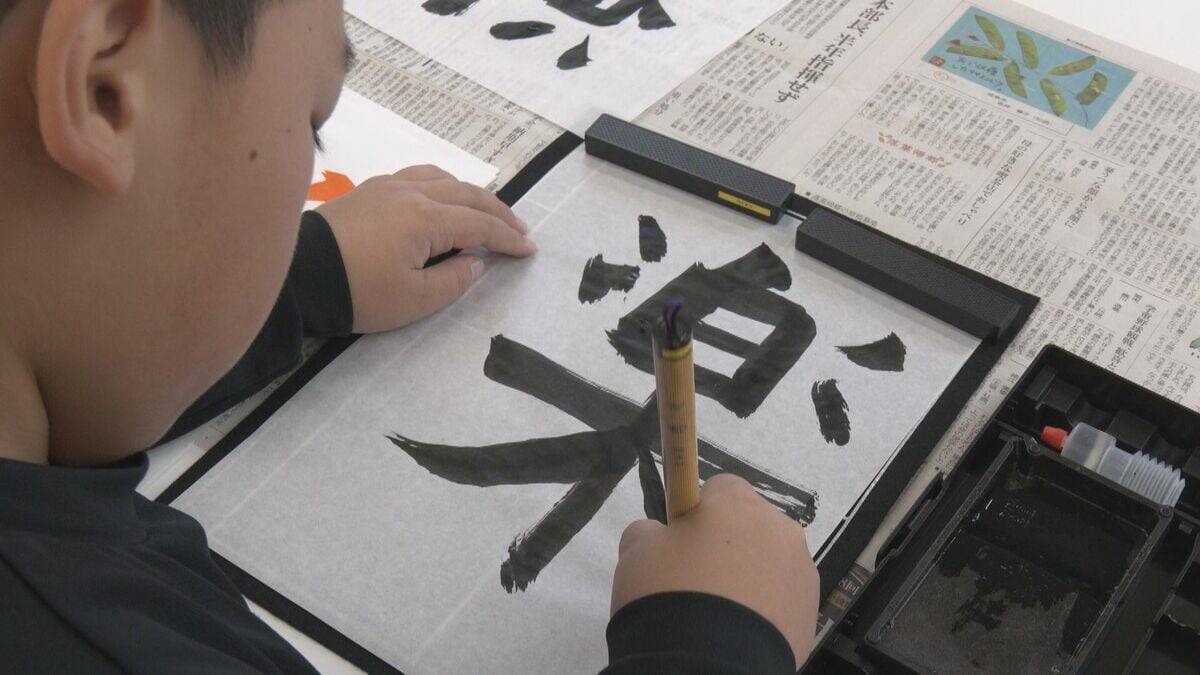 来年3月閉校…全校児童9人の小学校  仲間への思いを込めた色紙作り｢皆の気持ちがこもっていて嬉しかった｣ 岐阜･高山市