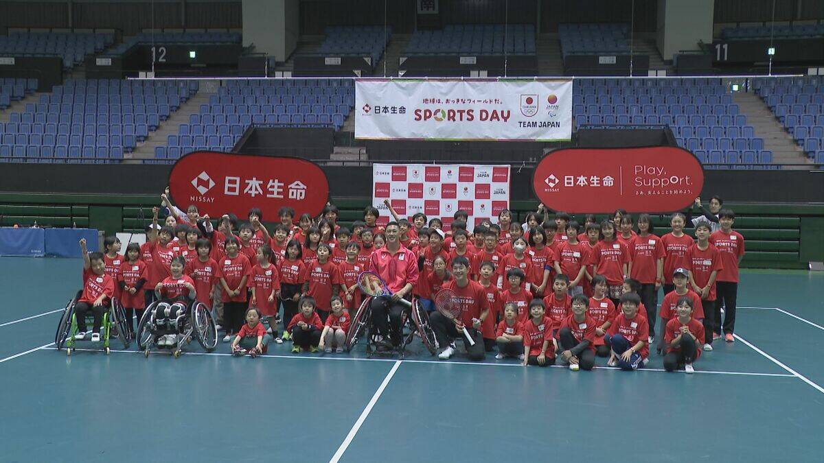 車いすテニス小田凱人選手(19) 愛知県体育館でスポーツ教室 刈谷市出身の近藤大生選手(43)と共に 地球温暖化対策も学ぶ