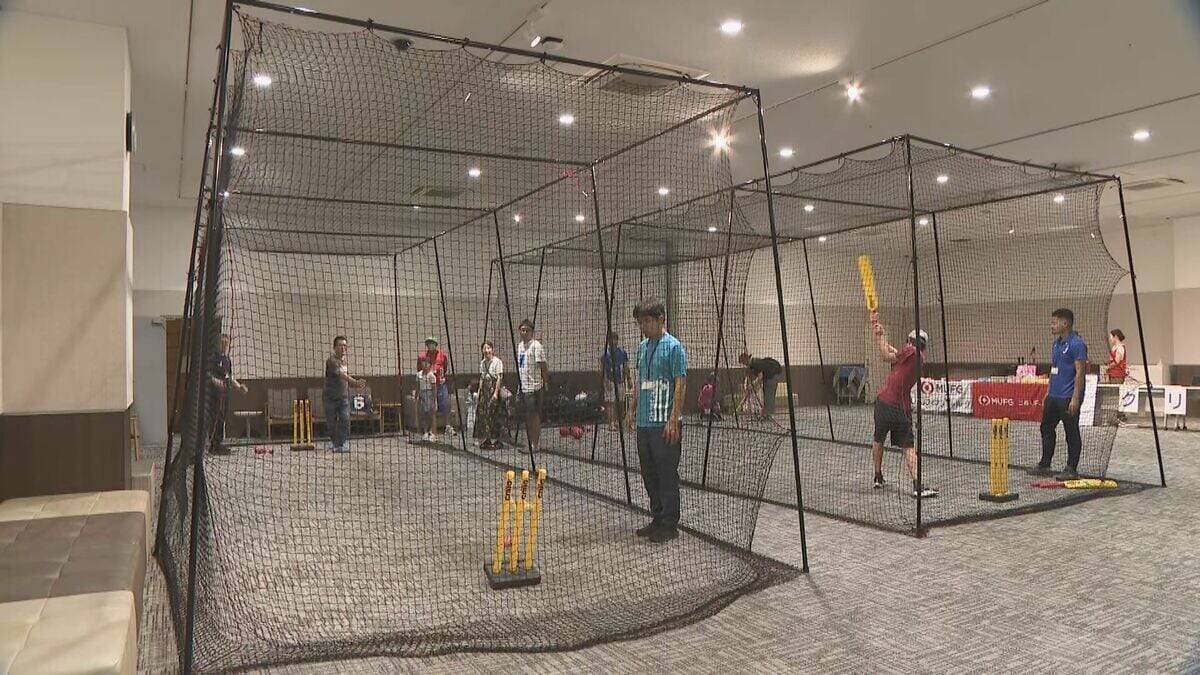 アジア大会の種目「クリケット」が体験できるイベント “野球の原型”とも呼ばれる競技に子どもら夢中 愛知・イオンモール長久手