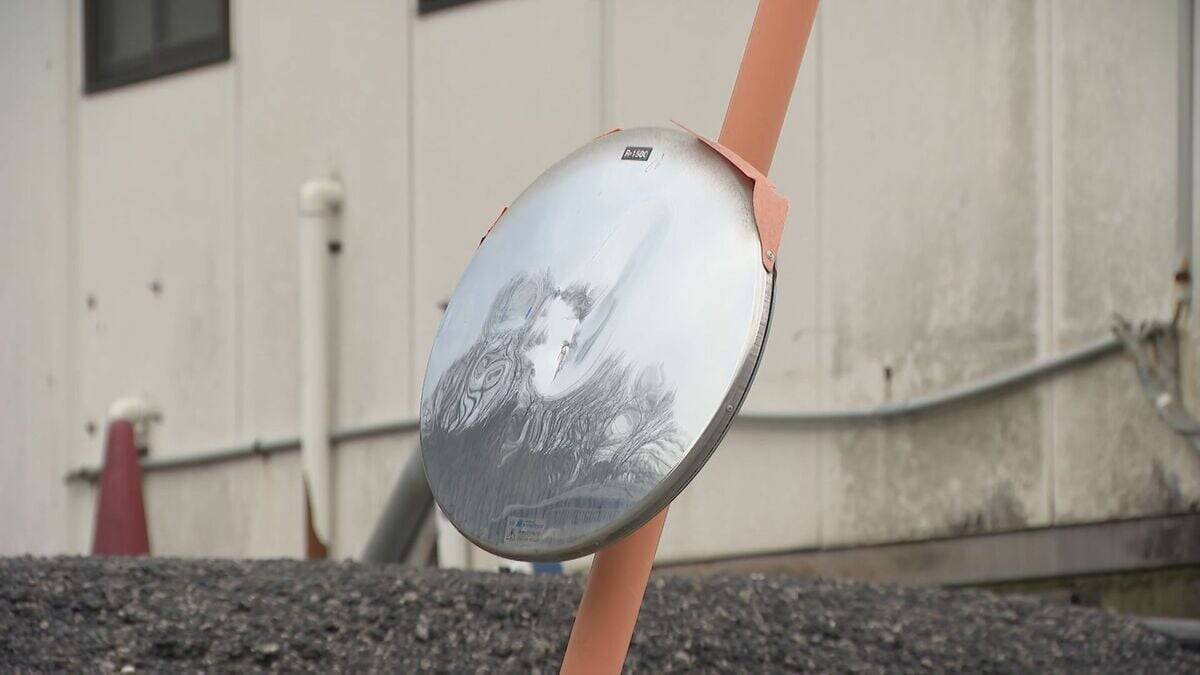 クレーン付きトラックのアームが対向車に…60代くらいの男性死亡 “アーム”がはみ出ていたか 愛知･春日井市