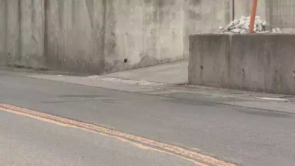 「クレーン付きトラックのアームが対向車に…60代くらいの男性死亡 “アーム”がはみ出ていたか 愛知･春日井市」の画像