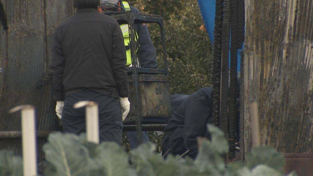 畑の中の倉庫が全焼 1人死亡 性別や年齢は不明 なぜ火が出た？警察・消防が原因調べる 愛知・東海市