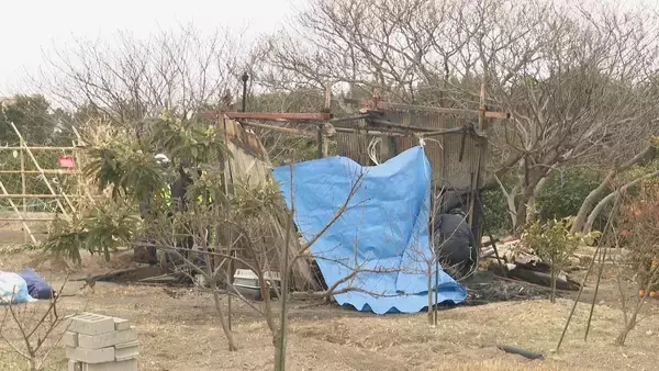 「畑の中の倉庫が全焼 1人死亡 性別や年齢は不明 なぜ火が出た？警察・消防が原因調べる 愛知・東海市」の画像