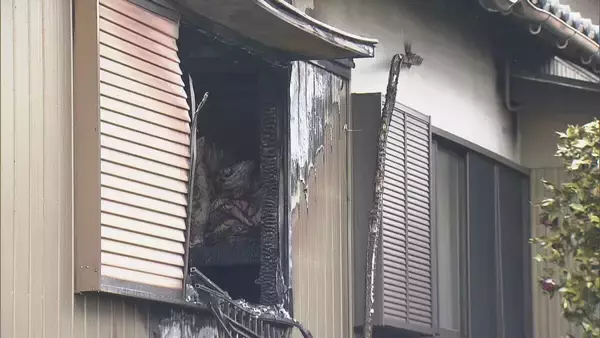 「焼け跡から1人の遺体見つかる  一人暮らしの94歳女性か 三重･鈴鹿市で住宅火災」の画像