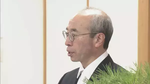 「毎朝6時起きで祭式作法などの講義を受ける… 神職を育成する“伊勢神宮の研修所”で卒業式 2年間の修養終えた2人の学生」の画像