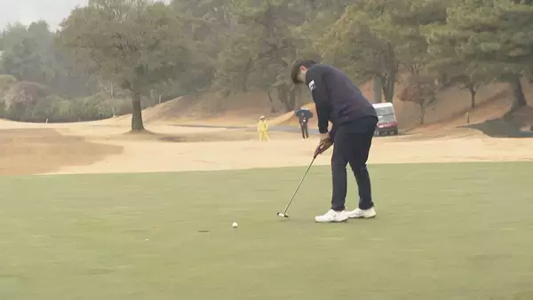 「｢中日クラウンズ｣出場権をかけたゴルフ大会始まる 全国からプロアマ119人が出場し雨の中熱戦  岐阜･可児市」の画像