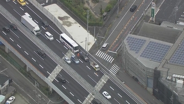 【速報】名神高速上り線の一宮IC付近で観光バスとトラックと乗用車あわせて3台がからむ事故 バスの乗客にけがはない模様