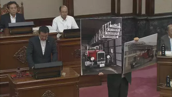 「国内唯一の｢メルセデス・ベンツ機械式はしご車｣が半世紀ぶりに復活！現状で、動いているところを見られるのは来年1月の名古屋市消防出初式の一回きり」の画像