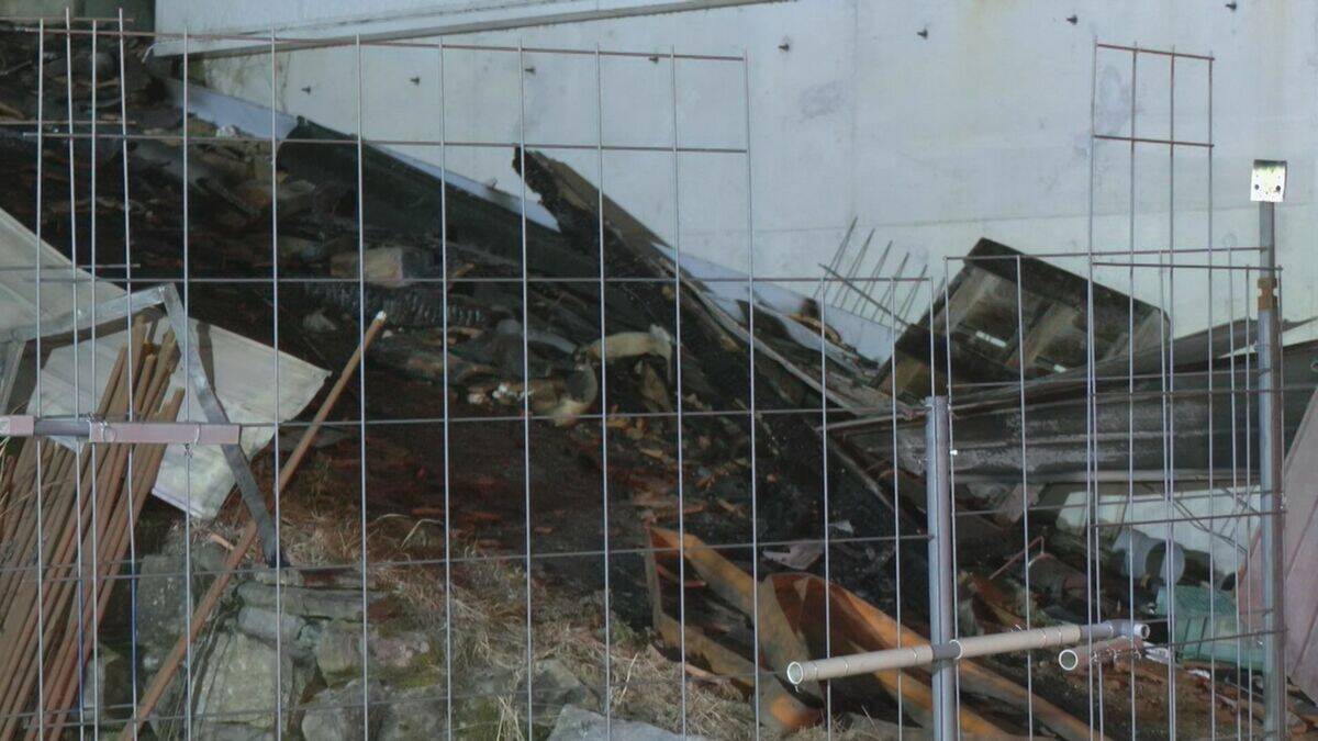 住宅火災で焼け跡から2人の遺体 51歳と16歳の父娘と連絡取れず 愛知･岡崎市の木造2階建て住宅 ｢火が出ている｣と通りかかった人から通報