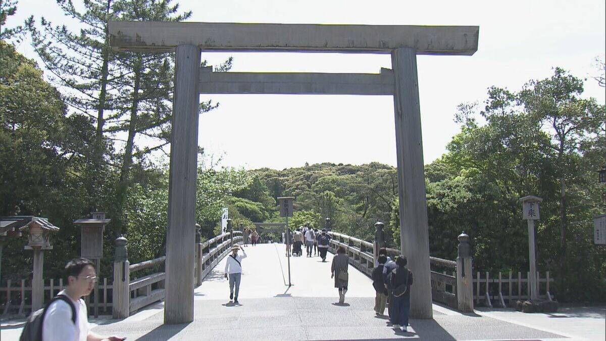 伊勢神宮で｢春の神楽祭｣ 内宮神苑の特設舞台では舞人たちが天下太平を願う舞楽披露 5月2日まで 三重