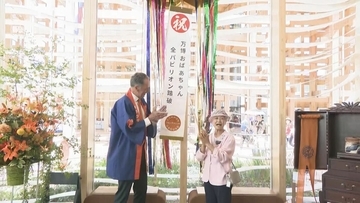 “万博おばあちゃん” 去年大阪･関西万博会場を案内した地元愛知･瀬戸市の小学6年生に再会 ｢この交流が万博から始まっていることに感謝｣