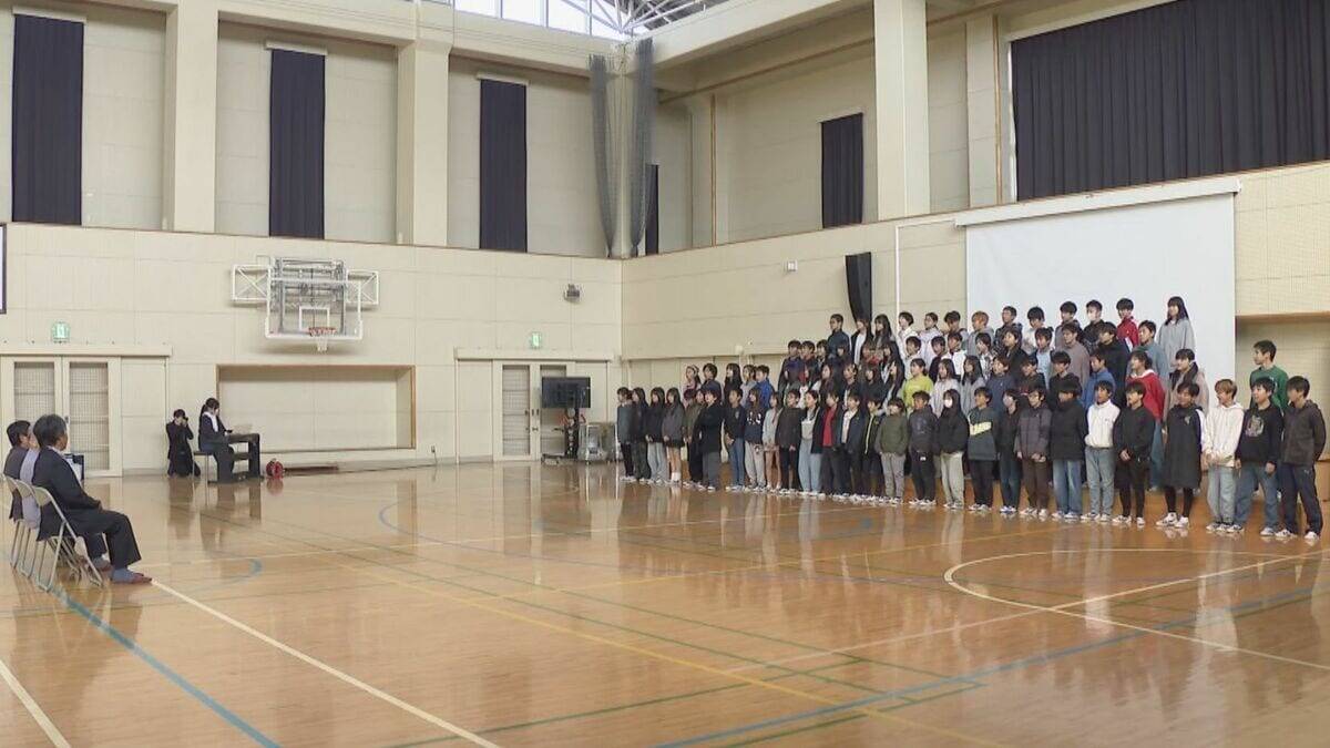 “万博おばあちゃん” 去年大阪･関西万博会場を案内した地元愛知･瀬戸市の小学6年生に再会 ｢この交流が万博から始まっていることに感謝｣