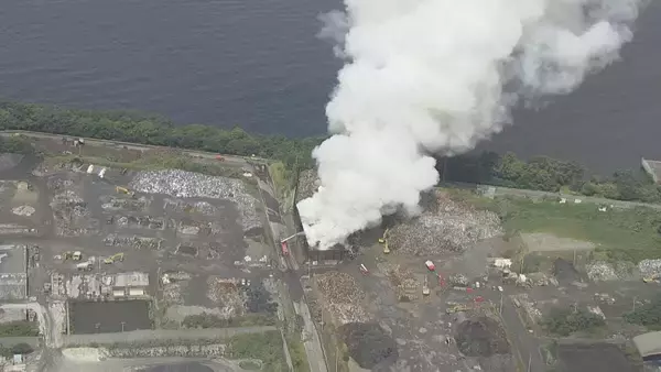 愛知･東海市の大同特殊鋼 知多工場の火事は約37時間経っても鎮火せず 自動車部品の鋼材などを生産する工場は稼働