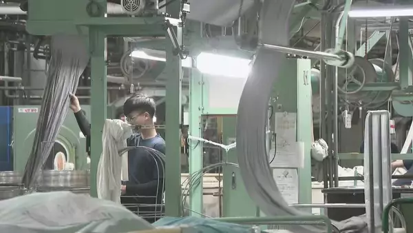 「“ナフサショック”で色が足りない 染色加工業界も悲鳴 ｢100頼んで50くらい…｣ 需要の高い色が入手困難に 岐阜･大垣市」の画像