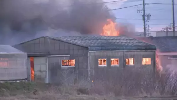 「【速報】｢火と黒煙が見える｣ 愛知･みよし市で火事 延焼中 燃えているのは倉庫か けが人の有無など確認中」の画像