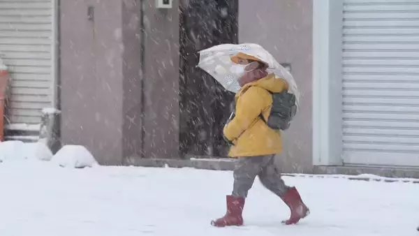 「東海地方の各地で雪 三重･いなべ市で積雪15センチ 新幹線遅延や高速道路の予防的通行止めも 名古屋は積雪なしも｢凍える寒さ｣に」の画像