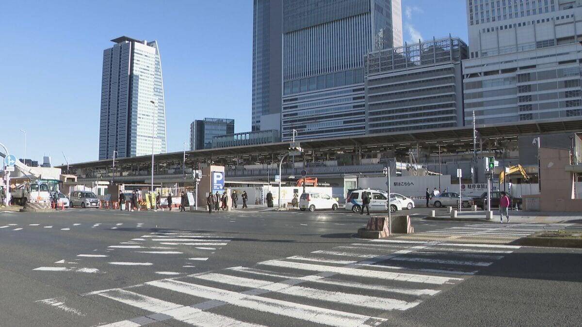 東海地方の各地で雪 三重･いなべ市で積雪15センチ 新幹線遅延や高速道路の予防的通行止めも 名古屋は積雪なしも｢凍える寒さ｣に