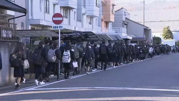 「東海地方の各地で雪 三重･いなべ市で積雪15センチ 新幹線遅延や高速道路の予防的通行止めも 名古屋は積雪なしも｢凍える寒さ｣に」の画像