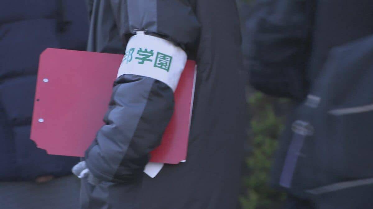 東海地方の各地で雪 三重･いなべ市で積雪15センチ 新幹線遅延や高速道路の予防的通行止めも 名古屋は積雪なしも｢凍える寒さ｣に