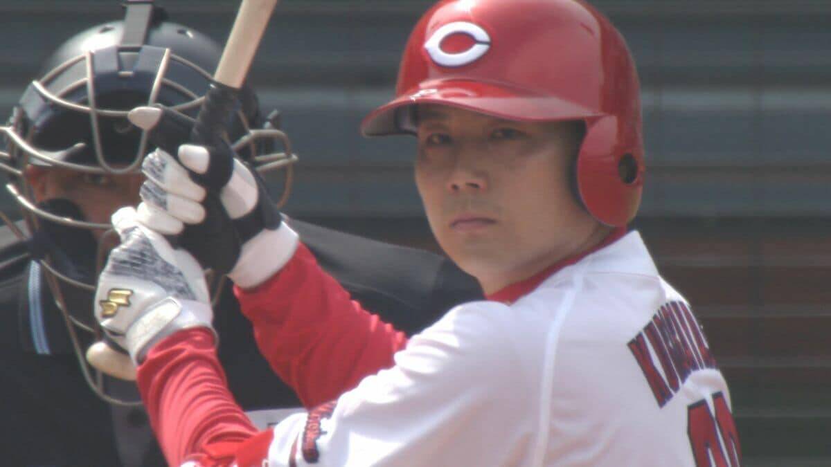 中日･髙橋宏斗が清々しい拍手 初完封の広島･栗林とベンチ前で交わした言葉 試合後、名城大の元後輩に届いた“1通のLINE”