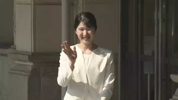 「愛子さまが伊勢神宮を参拝  ｢笑顔で手を振っていただいて…｣式年遷宮に向けた伝統行事“お木曳”に法被を着て参加」の画像