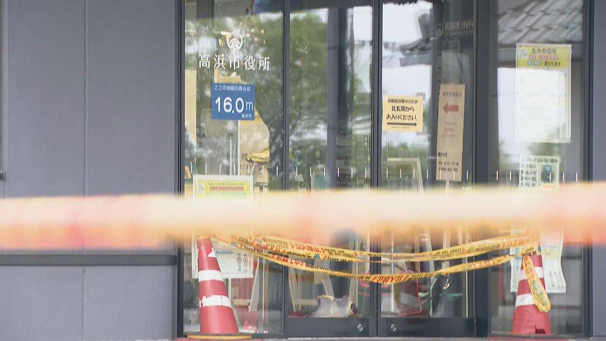 市役所で刃物振り回し… ガソリンまいて火をつけた60代男性を書類送検 3人軽傷 自らも全身やけど 納税巡って市とトラブル 愛知･高浜市