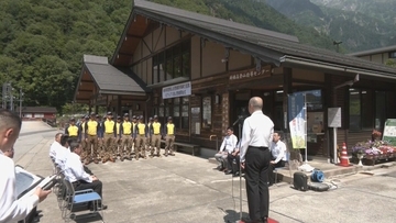 岐阜県警の山岳警備隊が本格始動 ｢登山届｣提出し無理ない登山を… 北アルプスの岐阜県側は去年の夏山シーズンに3人死亡