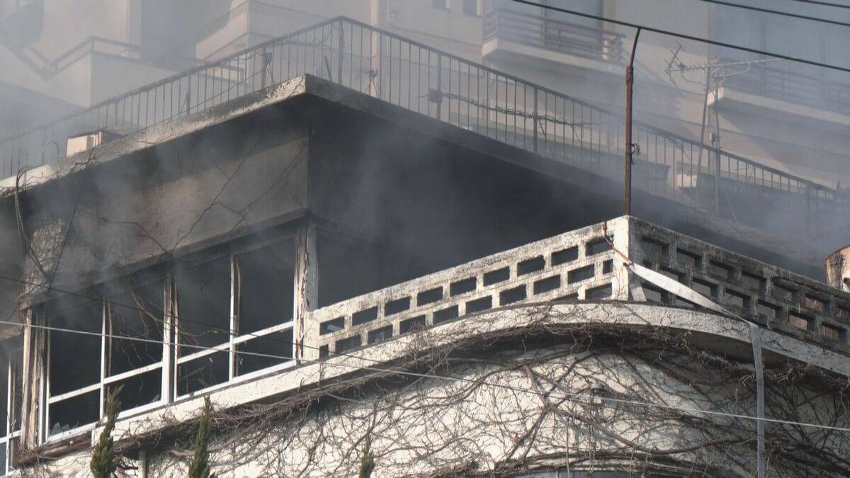 温泉街でホテルの従業員寮が焼け… 3人救助 40代男性を病院に搬送 愛知･蒲郡市の西浦温泉街