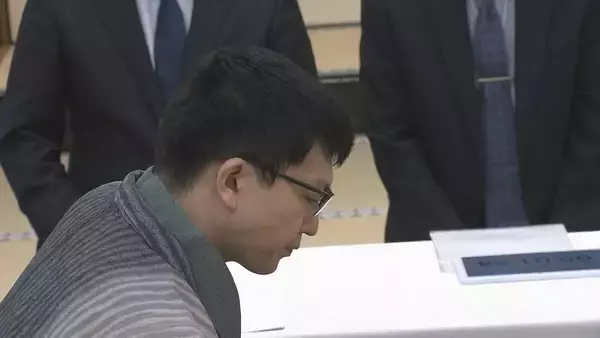 「藤井六冠タイに戻せるか　王将戦第２局が京都・伏見稲荷で始まる」の画像