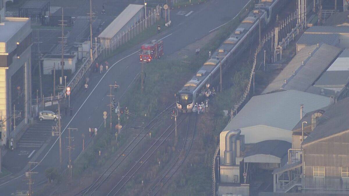 踏切内でキャリアカー停めた女性を書類送検 JR高山線で特急ひだと衝突 乗客5人けが「警報機が鳴っていることに気付かなかった」岐阜・各務原市