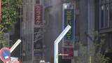 「【速報】名古屋・栄の繁華街にあるビルから煙 消防が現在も消火活動中 けが人・逃げ遅れはいまのところ確認されず」の画像1