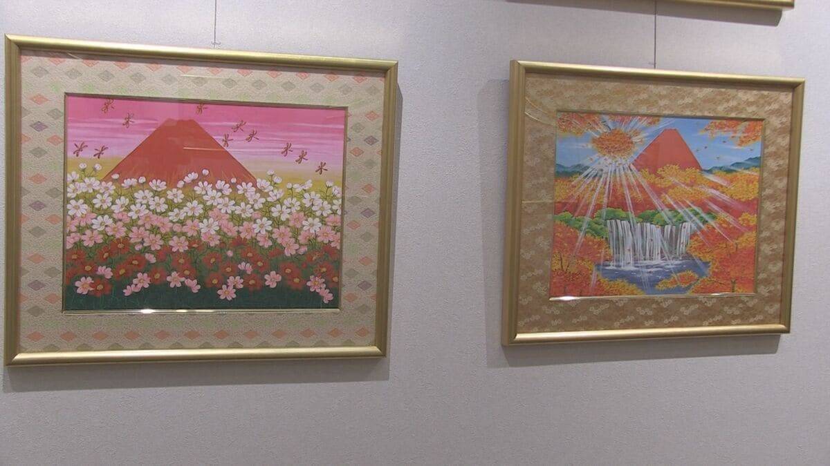「壮大な富士山から考えたらちっぽけな悩みなんて大したことない」俳優・画家あいはら友子さんの絵画展　「赤富士」をテーマに約50作品が展示・販売　名古屋・中村区