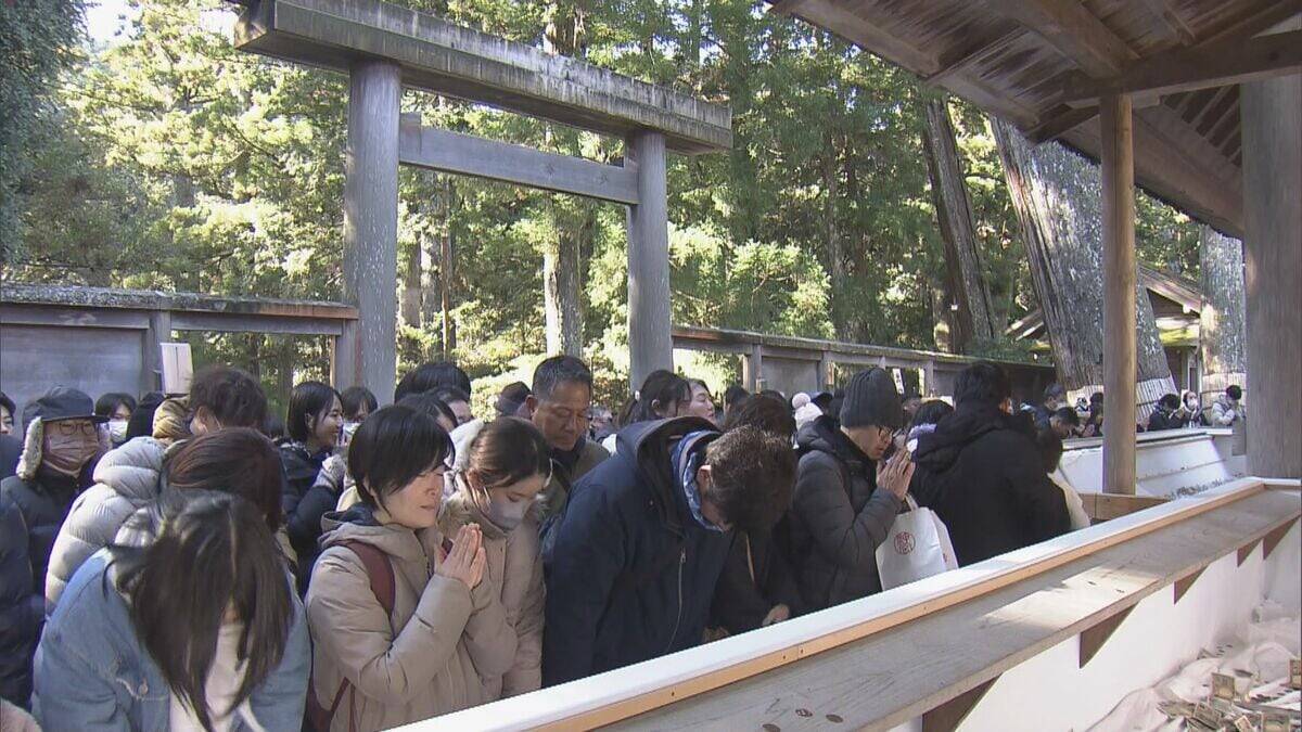 熱田神宮は三が日で220万人が参拝｢家族が健康で楽しく過ごせる1年に｣ 伊勢神宮には42万が訪れる 東海地方の正月